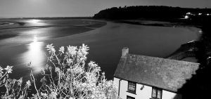 dylans house toward st johns hill crop bw sm.jpg